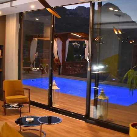 Yagmur * Antalya